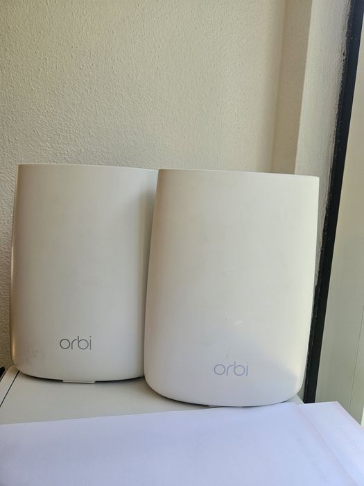 Router e satélite Orbi Mesh Netgear