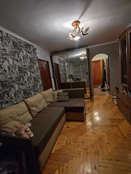 Продам 2кімнатну квартиру з ремонтом