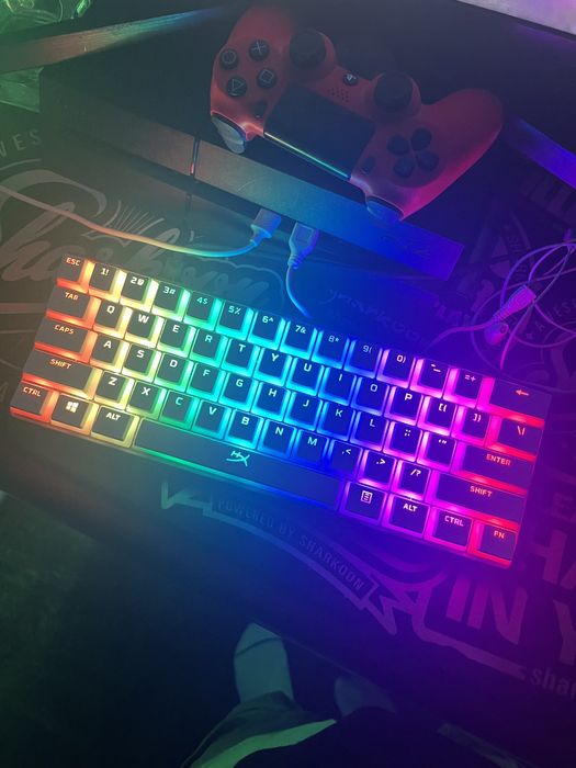 Teclado HyperX Alloy + Rato HyperX PulseFire Surge