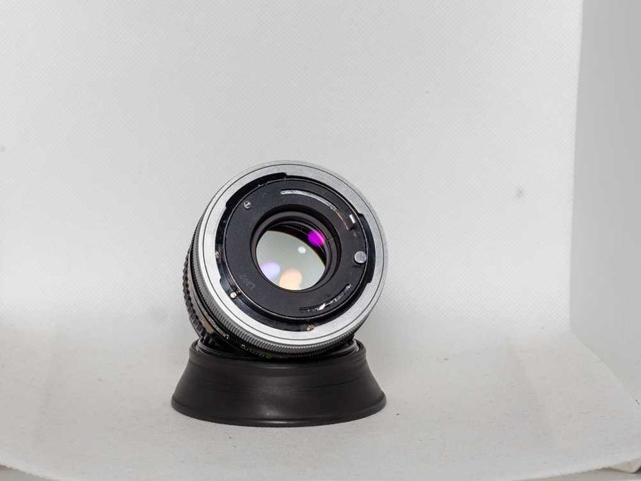 Lente / Objectiva Canon FD 50mm 1:1.8 "Chrome Nose" + Parasol borracha