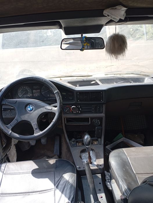 продам авто BMW e28