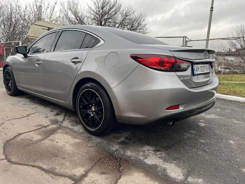 Продам Мазду 6 у гарному стані