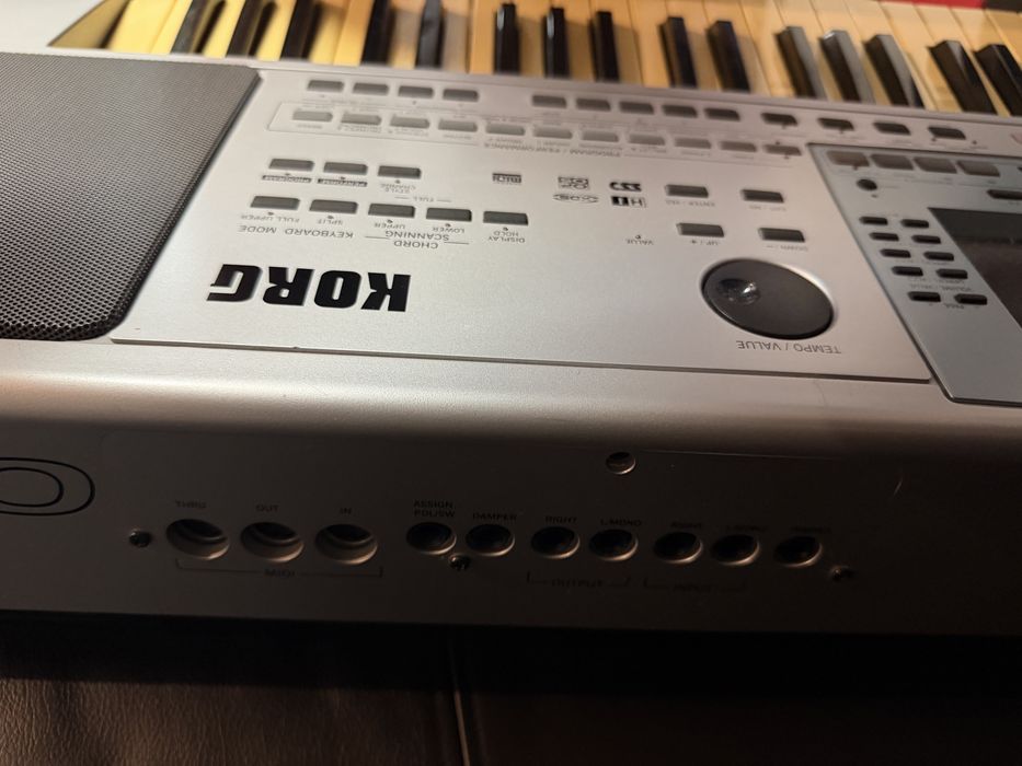 Keyboard Korg Pa 50