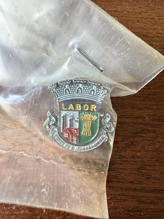 Pins alfinetes de lapela