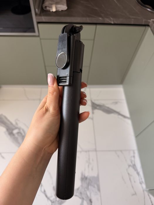 Штатив для телефону