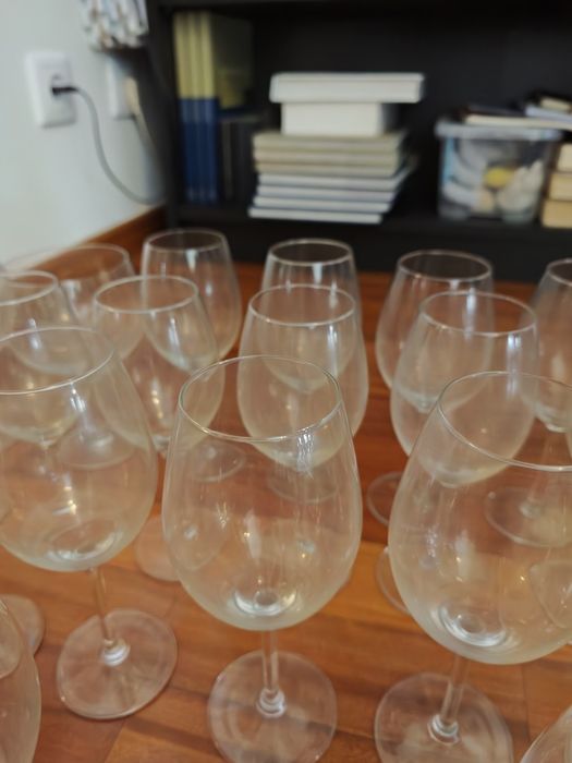 Assorted High-Base Glasses - 43 Units476215603647621122