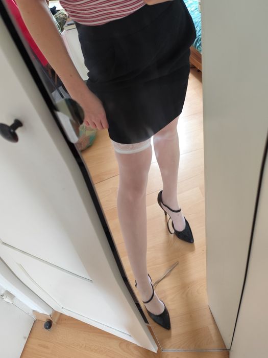 Spódnica damska Reserved mini krótka elegancka