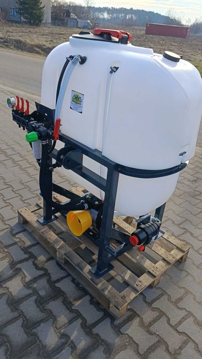 Opryskiwacz herbicydowy 400l Pompa 100l Agroplast Rozdzielacz