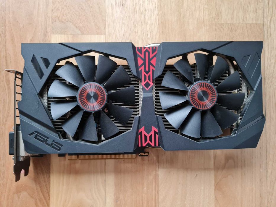 Karta graficzna ASUS AMD Radeon R9 380 4GB_ stan jak nowe_ Gdańsk