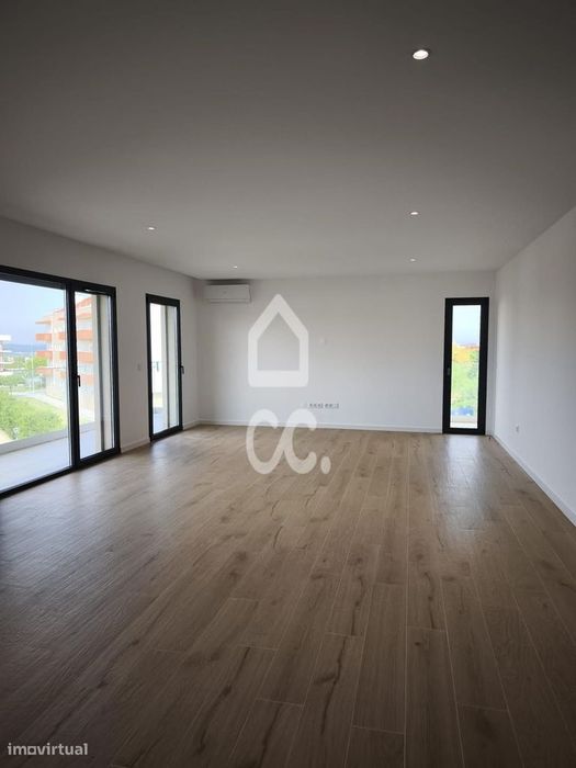 Apartamento T3 novo e pronto a habitar em Condeixa
