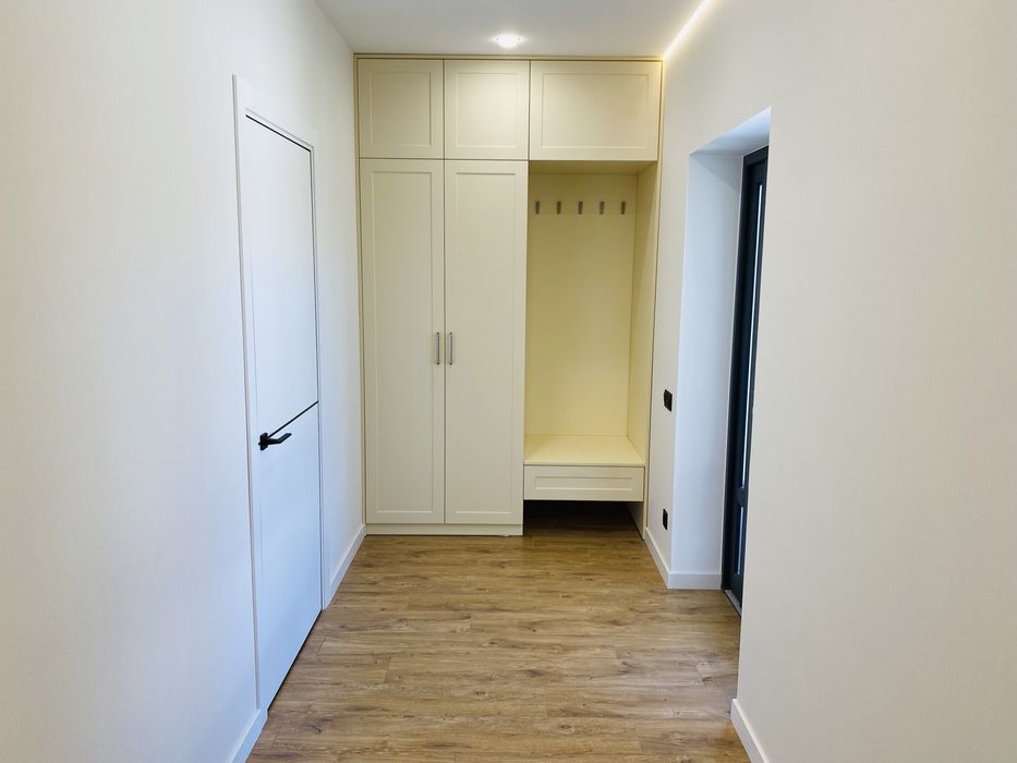 Продаж сучасного нового будинку з ремонтом. Працюємо по програмах.