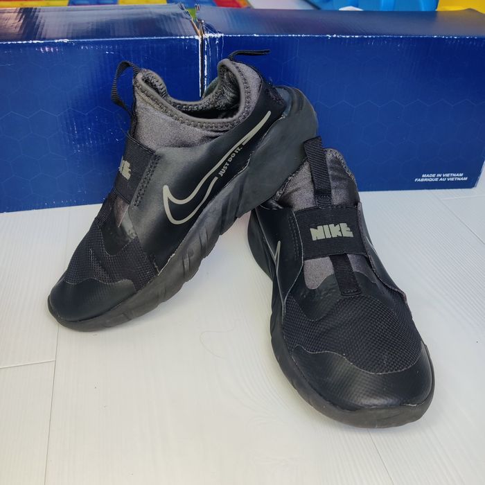 Кросівки Nike Flex Runner слипоны без шнурків 36.5 розмір (оригінал)