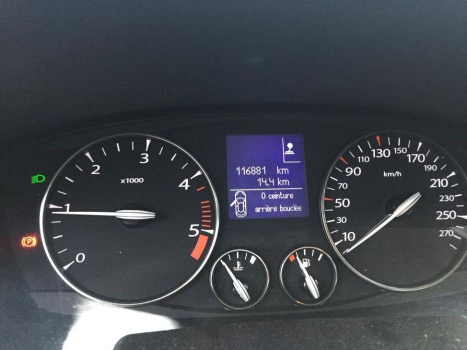 Renault Laguna III 1.5 dci 110cv de 2010 para peças