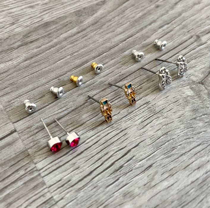 Conjunto de pequenos brincos