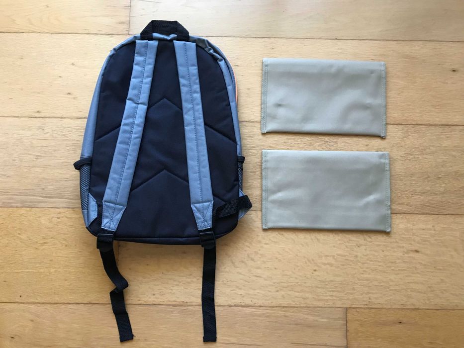 Mochila + 2 pastas de documentos de viagem