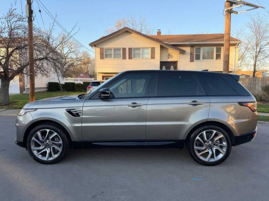 Land Rover Range Rover Sport HSE      2019