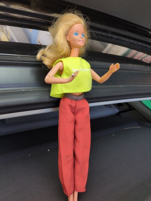 Boneca Barbie Magic Curl