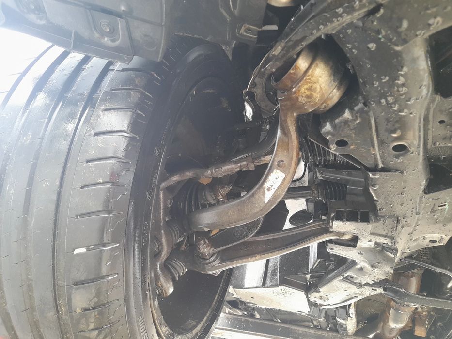 Braço de suspensão frente direito BMW X6 (E71, E72)