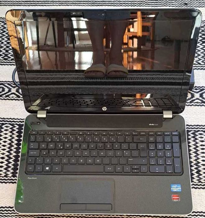 Portátil HP Pavilion 15 Notebook PC