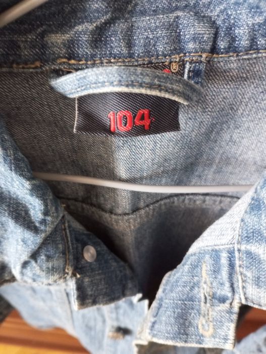 Дитяча джинсова куртка 104 см, заміри в описі