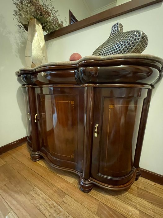 Movel Aparador em Cerejeira