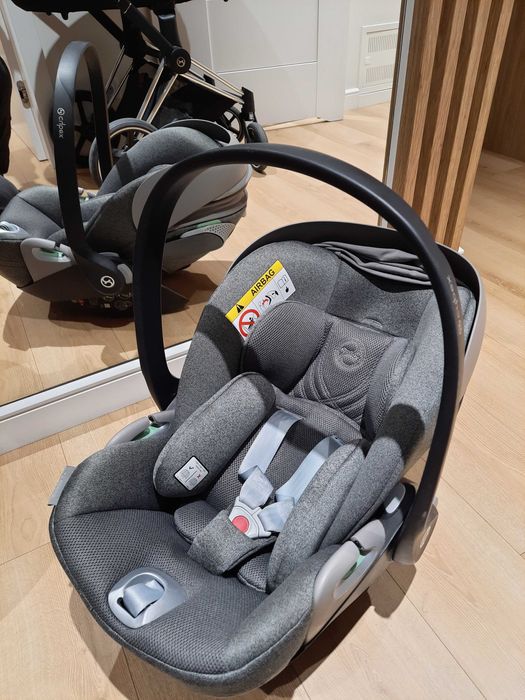 Fotelik Cybex Cloud T Plus z bazą isofix