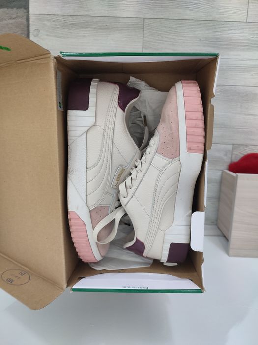 Кросівки жіночі  Puma