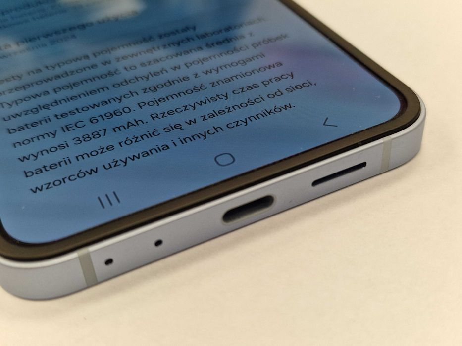 Samsung Galaxy Z Flip6 12GB/ 256GB/ Blue/ Grade A- + ładowarka