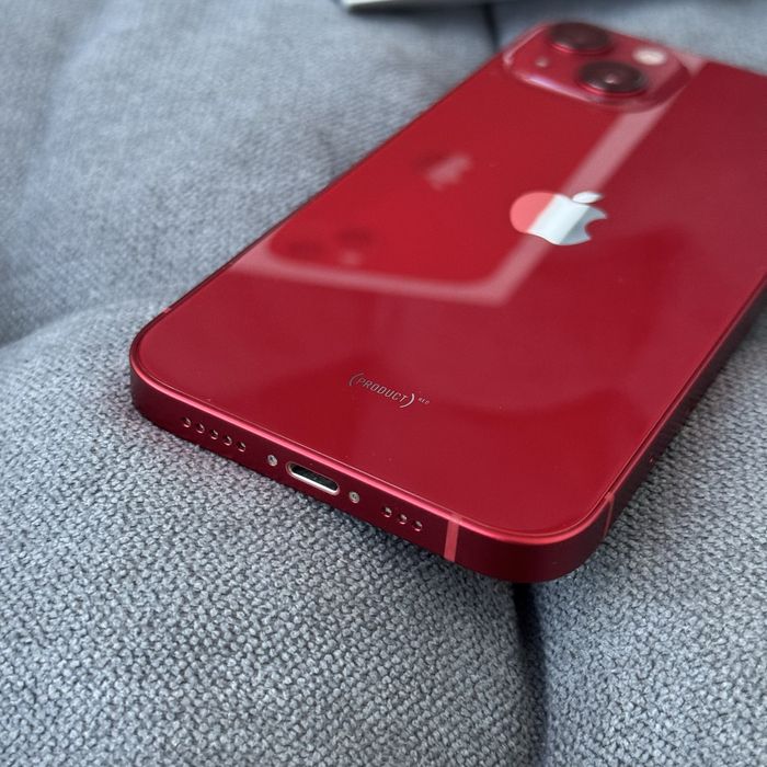 Apple iphone 13 Red 256gb (акб 100%)