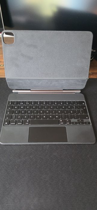 Apple Magic Keyboard 11 polegadas (iPad)