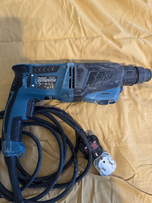 Makita HR 2630 Перфоратор
