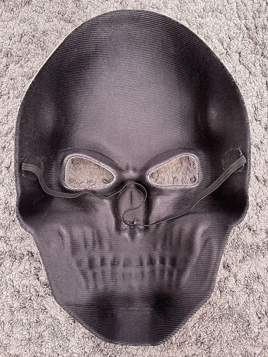 Маска карнавальна на Хеловін