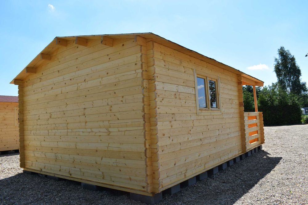 od RĘKI domek z tarasem letniskowy z grubego balika 34 mm*6x4*24m2
