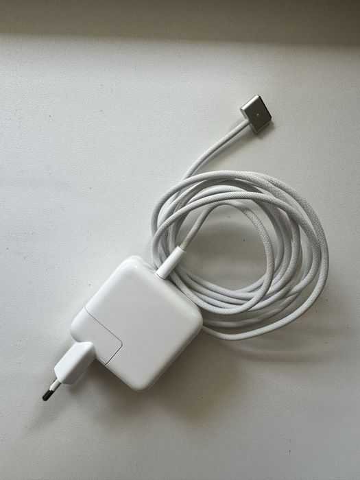 MacBook Air M4 13 ” (2025)