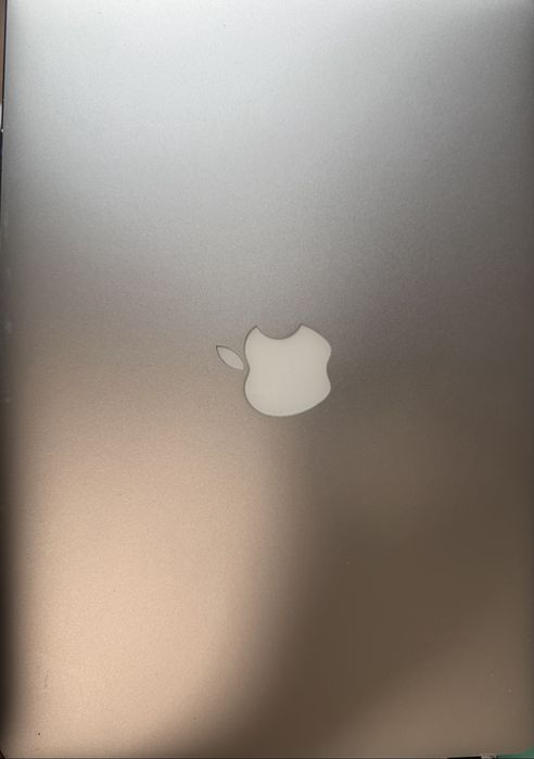 Продам MACbookAir A1466
