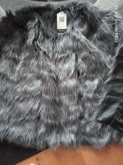 nowa piękna kamizelka rozm.40