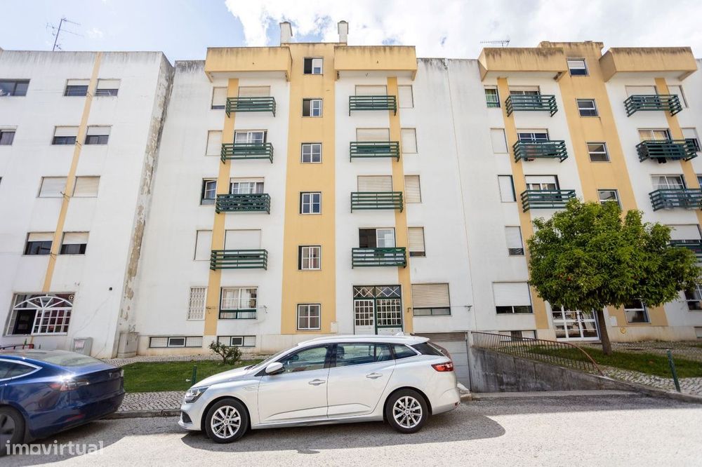 Apartamento T2 no Carregado