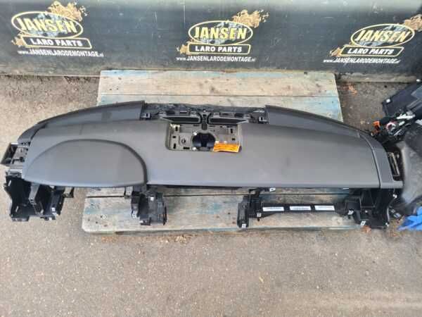 Range Rover Sport L494 Tablier de 2021 Usado LR124965