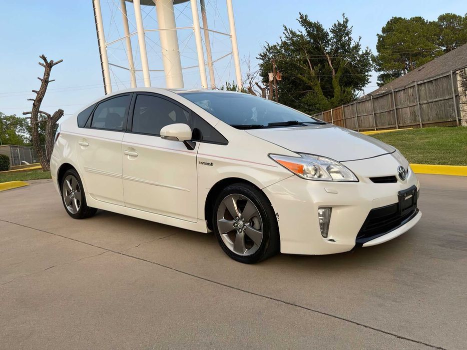 Toyota Prius Persona Series      2015