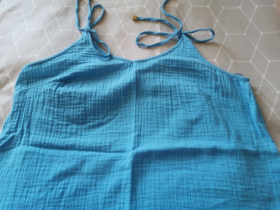 Nowa damska bluzka na ramiączkach