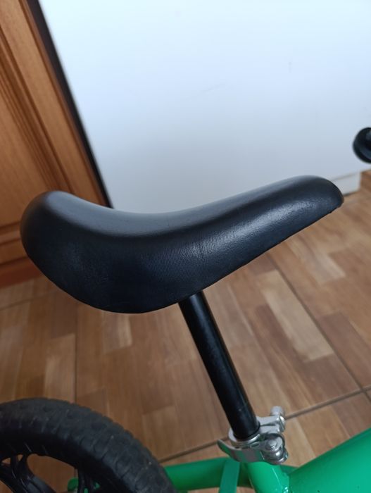 Дитячій Велобіг. Від 2 до 5 років. Сидіння регулюється.