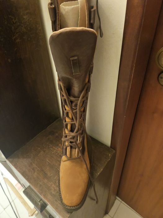 Botas de cano alto tam. 37