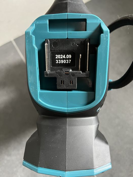 Акум. Насос компресор Makita DMP 181