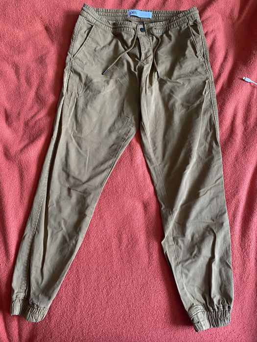 Жіночі брюки ZARA