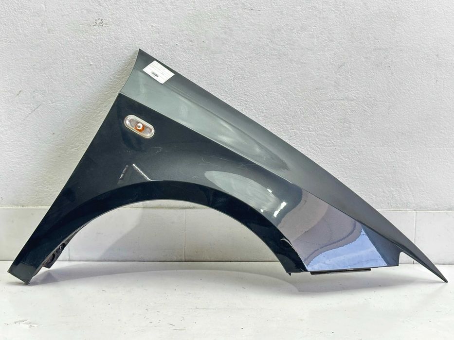 Guarda-lamas Direito - Seat Ibiza 6J ST (2011)
