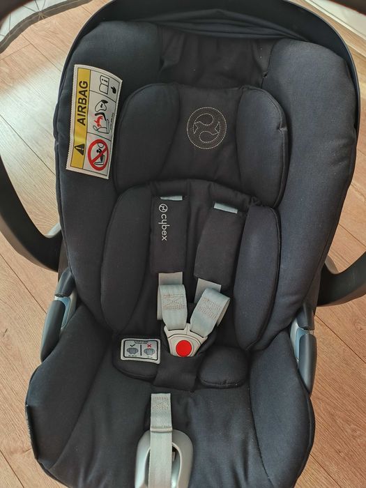 Grantowy fotelik samochodowy nosidełko Cybex Cloud Z i-Size do 13 kg
