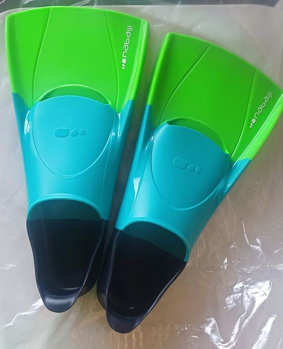 Barbatanas de natação curtas - tamanho 33/34