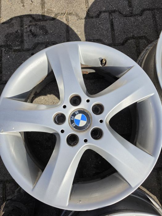 Felgi BMW Styling 142 17" 5x120 7J ET47 E81,E90,E87