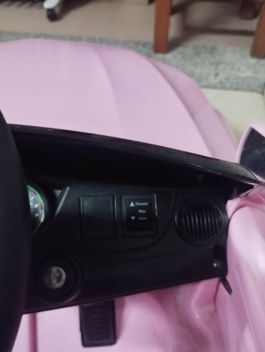 Carro criança a bateria cor de rosa