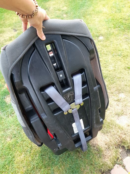 Fotelik samochodowy 9-18 Kg